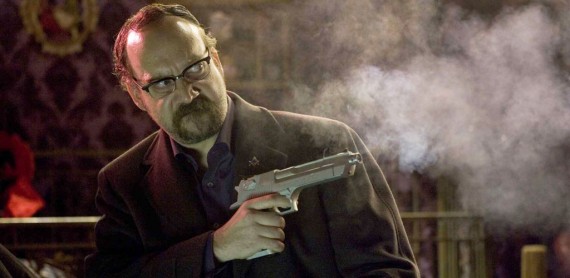 Paul-Giamatti-Shoot-Em-Up-570x278.jpg