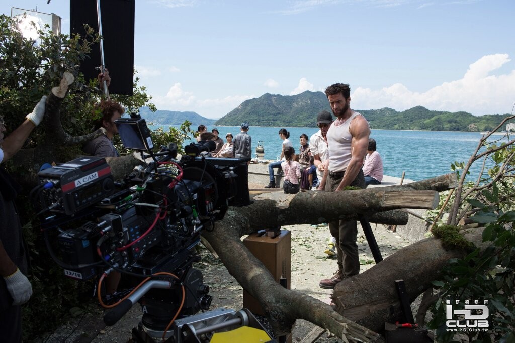 the-wolverine-set-image1.jpg