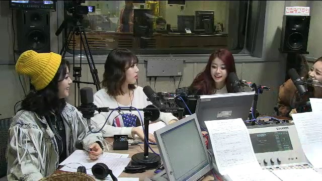 130315 붐의영스트리트 걸스데이.flv.JPG
