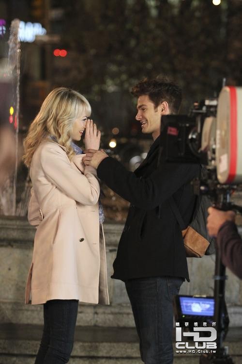 TASM2_PeterandGwen_05.jpg
