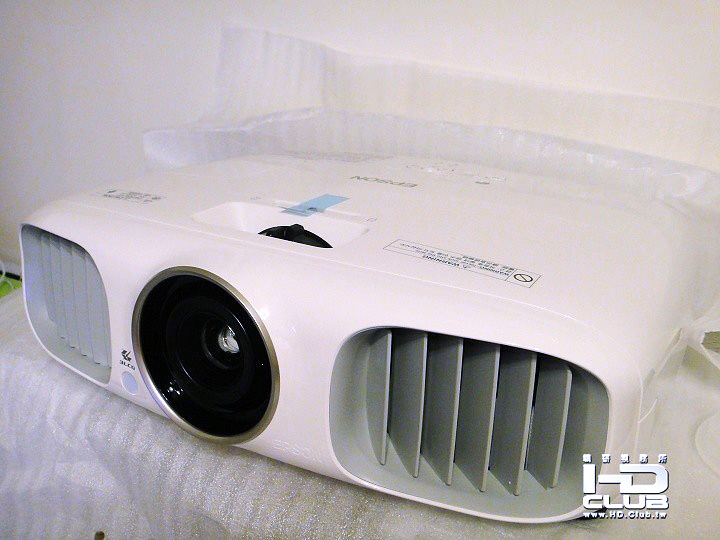 EPSON TW5900 + 原廠3D眼鏡兩支