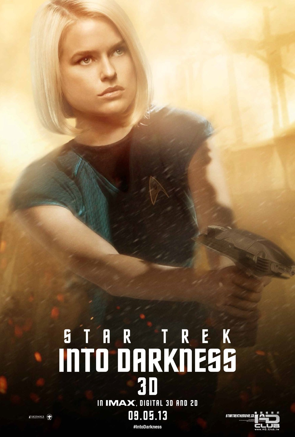 star_trek_into_darkness_ver15_xlg.jpg