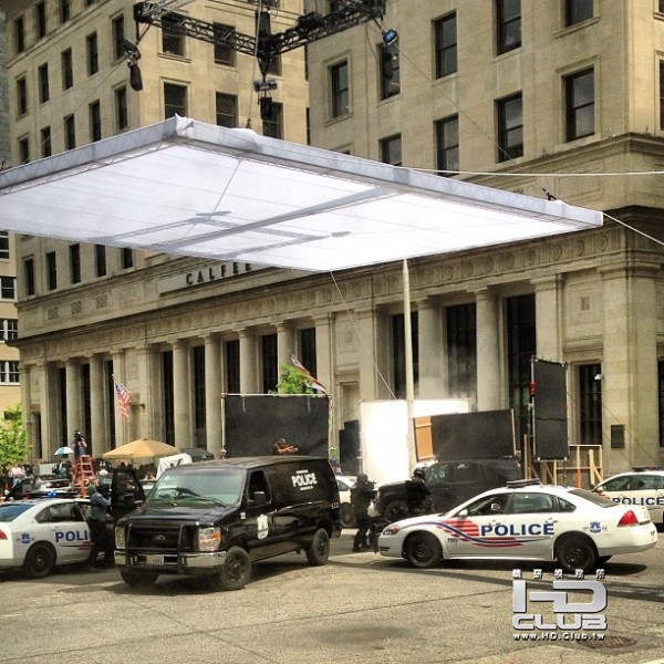 captain-america-2-swat-team-set-photo-2-600x600.jpg