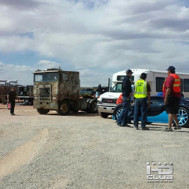 Transformers-4-new-set-photo_1369858198.jpg