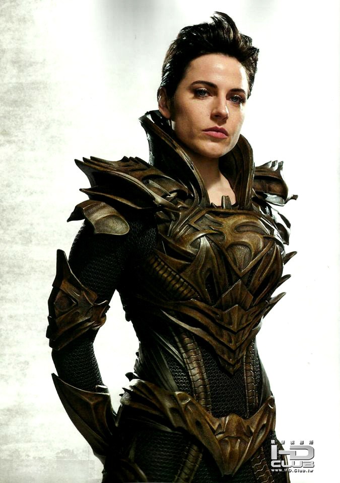 Man-of-Steel-Antje-Traue-as-Faora.jpg