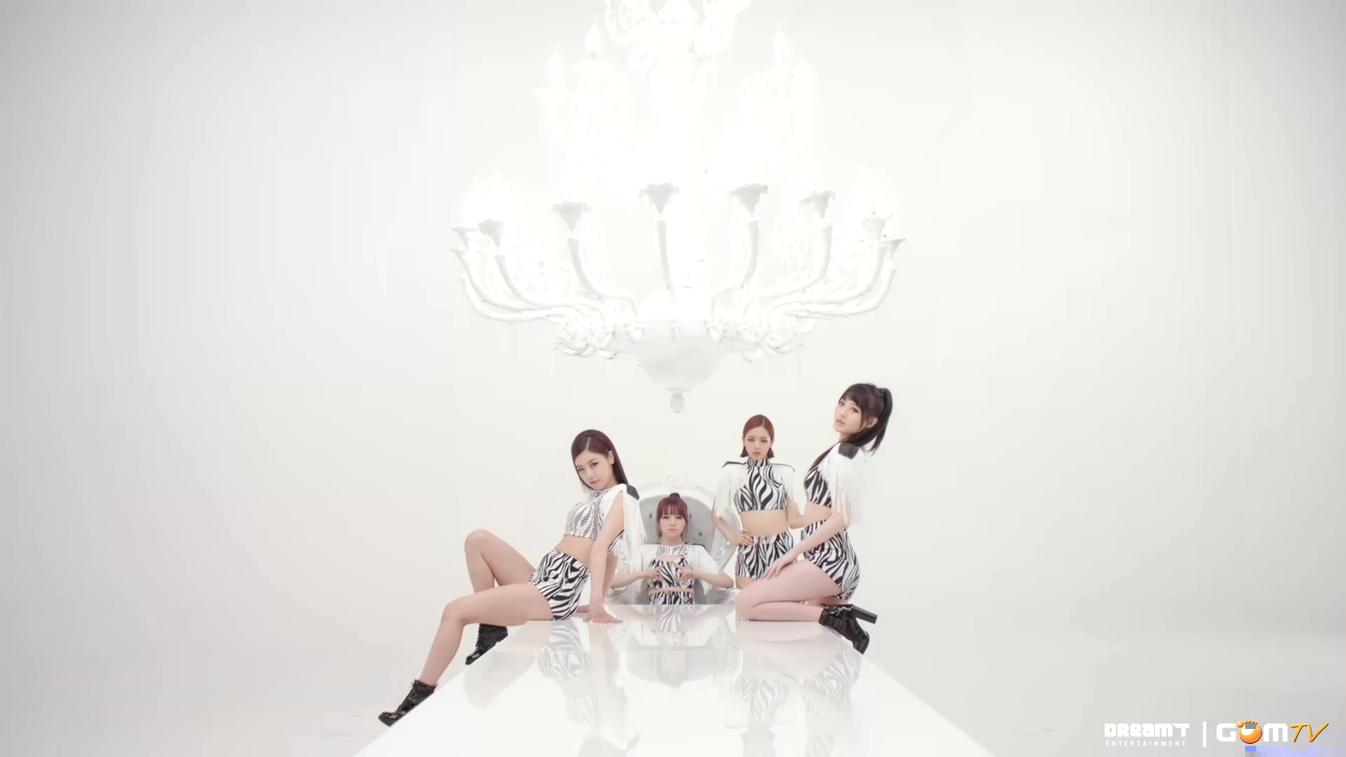 Girls Day -여자 대통령-wjx[GomTV!] .mp4.20130629_211656.640.jpg