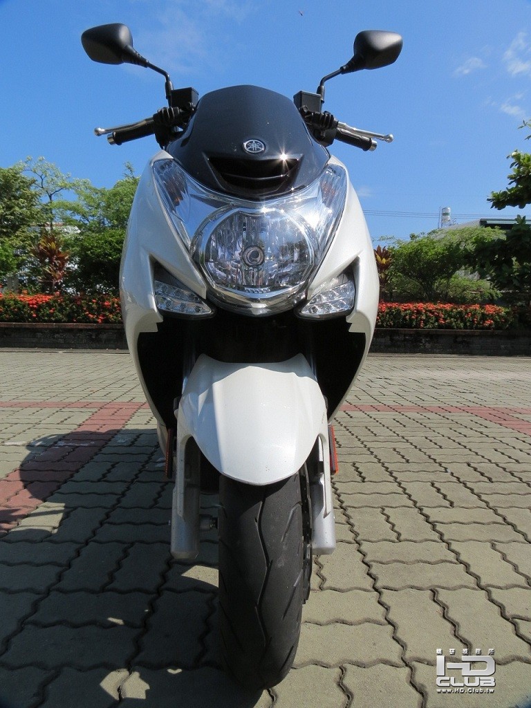 0999-1.jpg