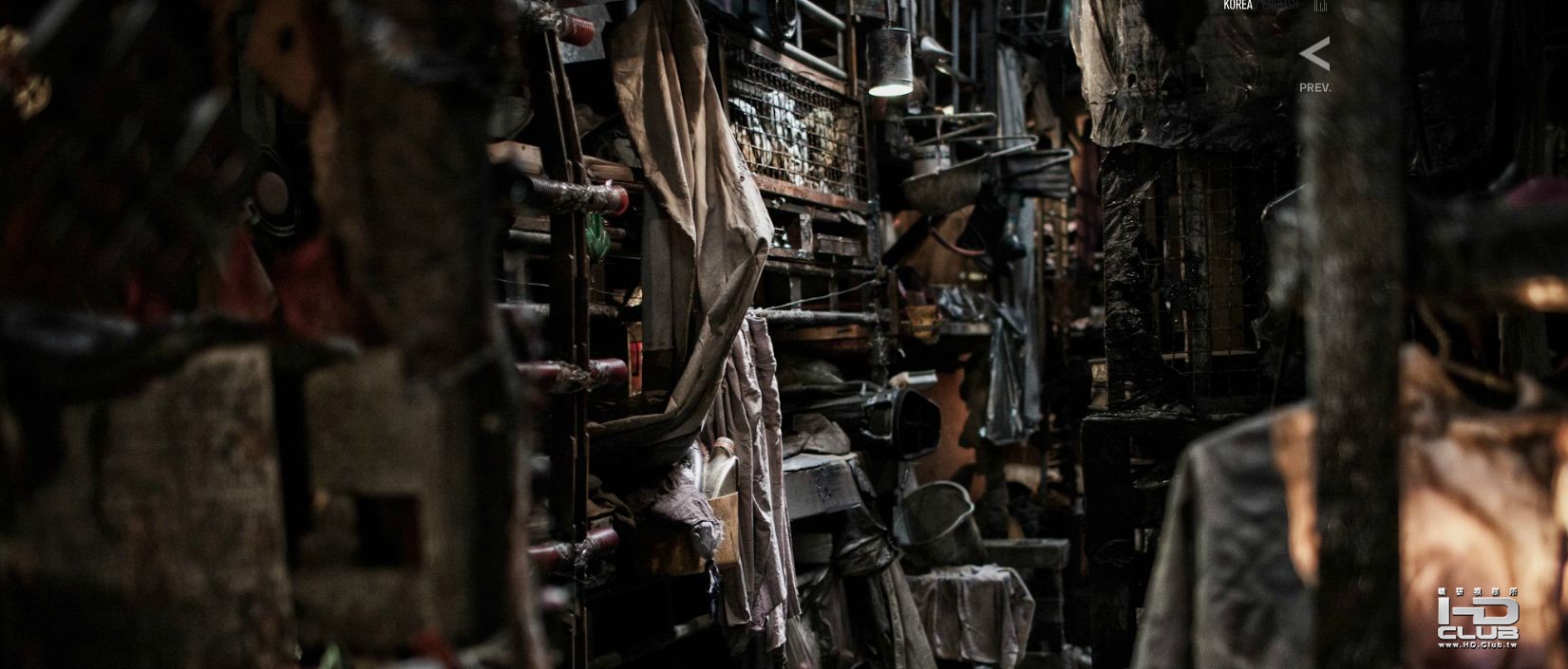 snowpiercer-set.jpg