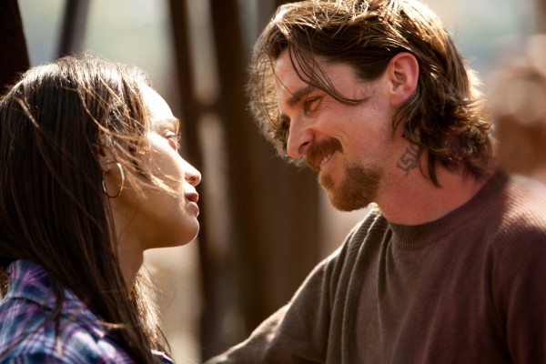 out-of-the-furnace-christian-bale-zoe-saldana-600x400.jpg