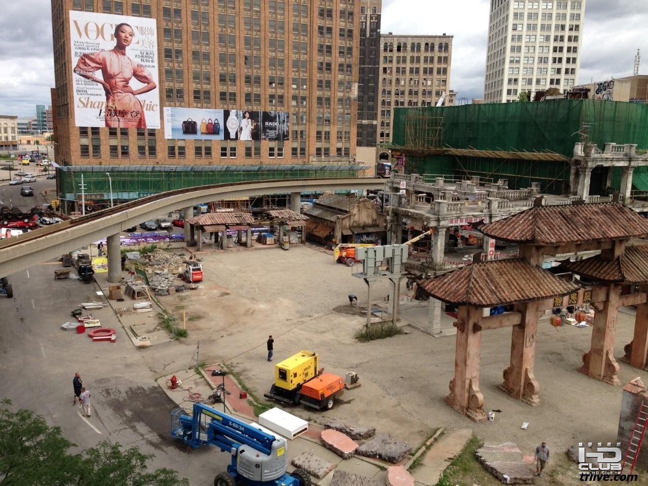 TF4DetroitJerryBChinaSet19.jpg