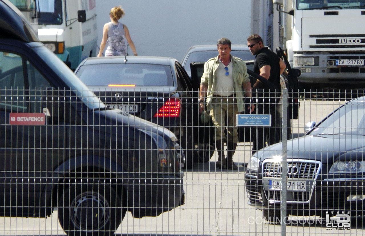 hr_The_Expendables_3_Set_Photos_2.jpg
