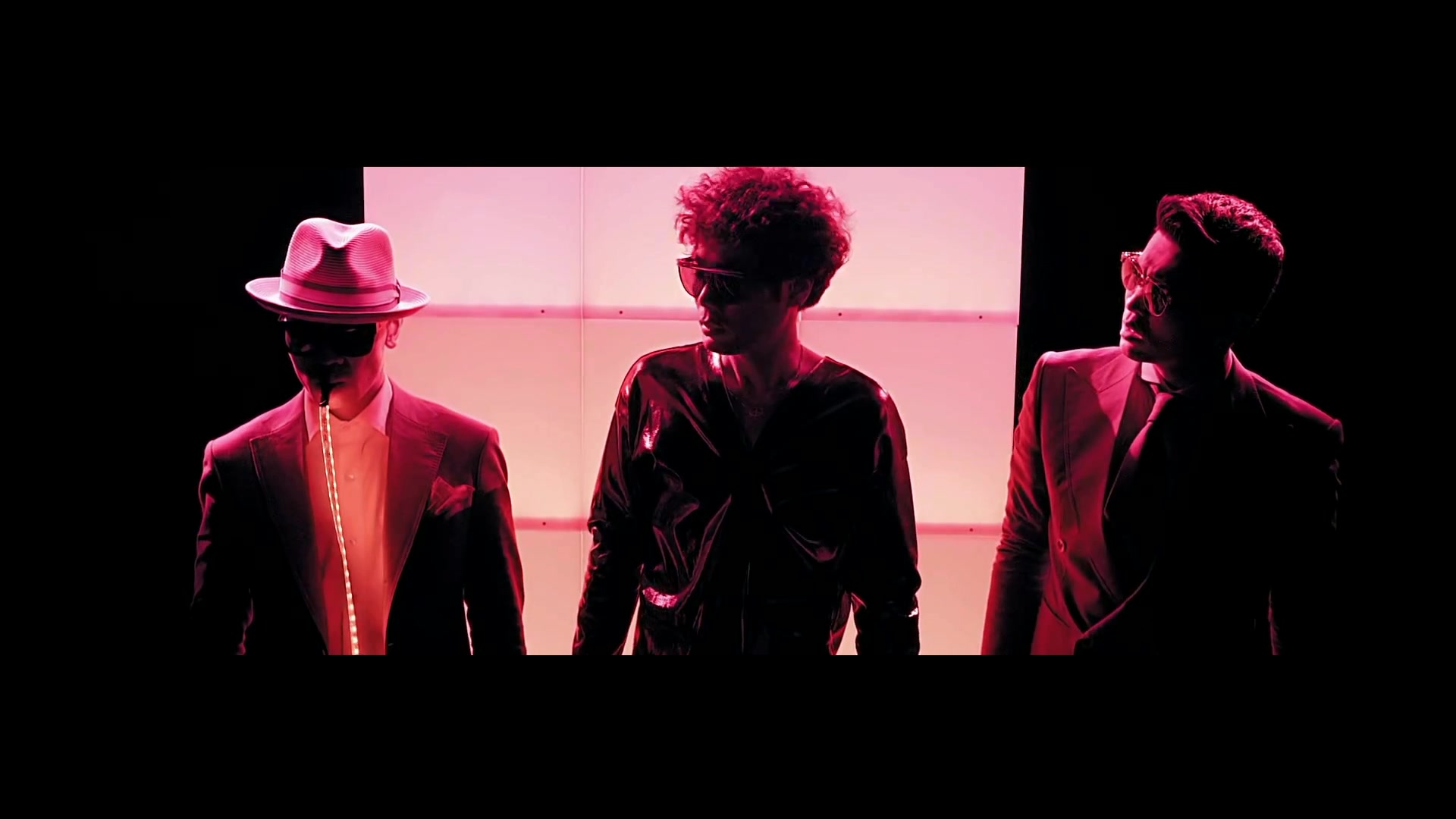 Dynamic Duo-BAAAM.mp4_20131005_014340.421.jpg