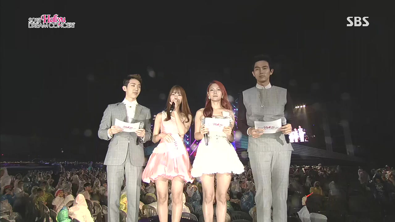SBS.2013.Hallyu.Dream.Concert.131028..640.jpg