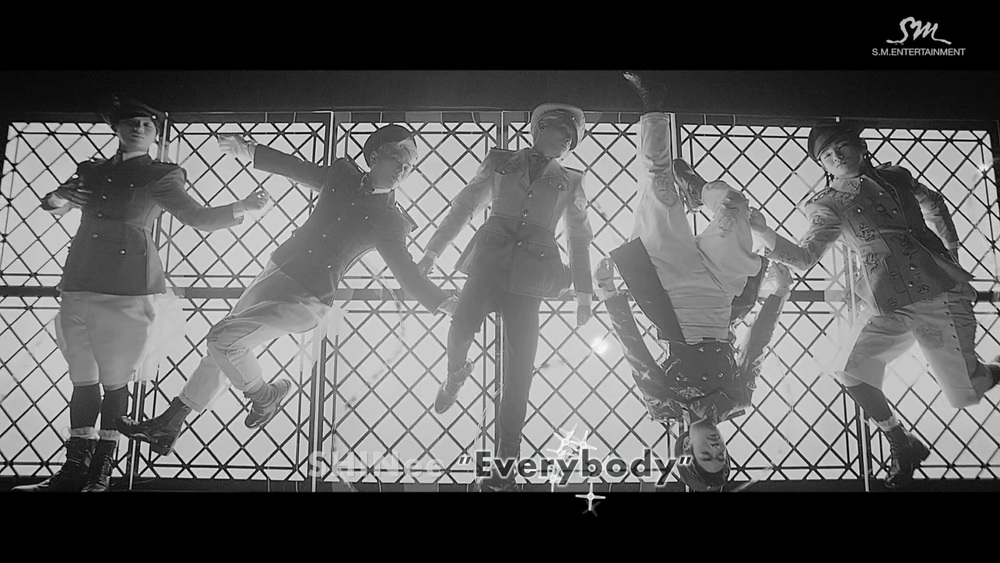000[FOX][精緻中字][MV] SHINee - Everybody [精炫動態特效版][帥氣軍裝展現強勁舞蹈].jpg