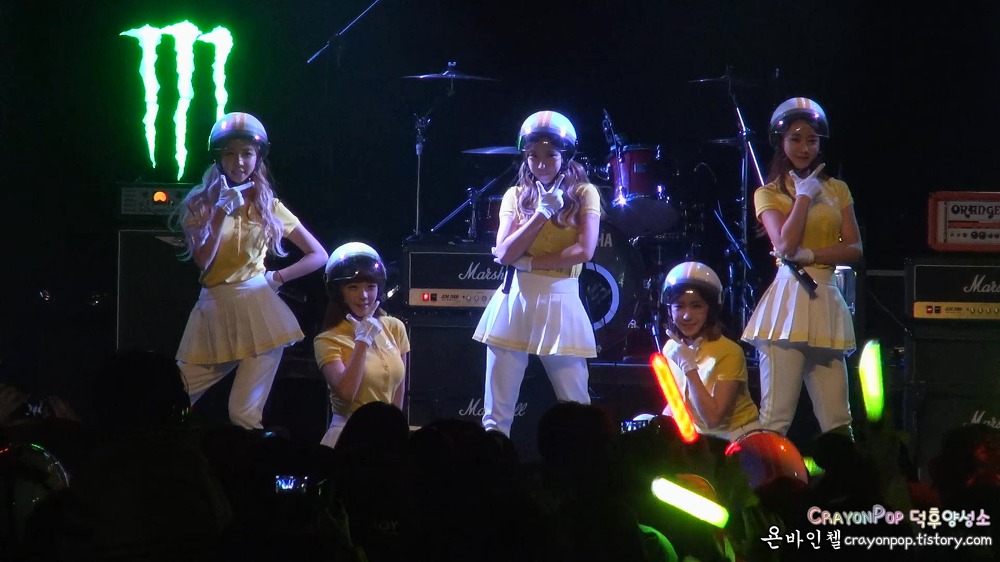 131027 크레용팝(Crayon Pop) 크라잉넛쇼 직캠 by 욘바인첼.mp4.jpg