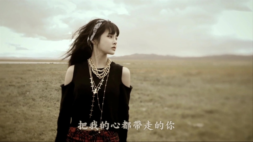 002[FOX][精緻中字][MV] T-ARA - Number 9 Ver.2 [悲傷的演技&迷幻的眼神].mkv_201310.jpg