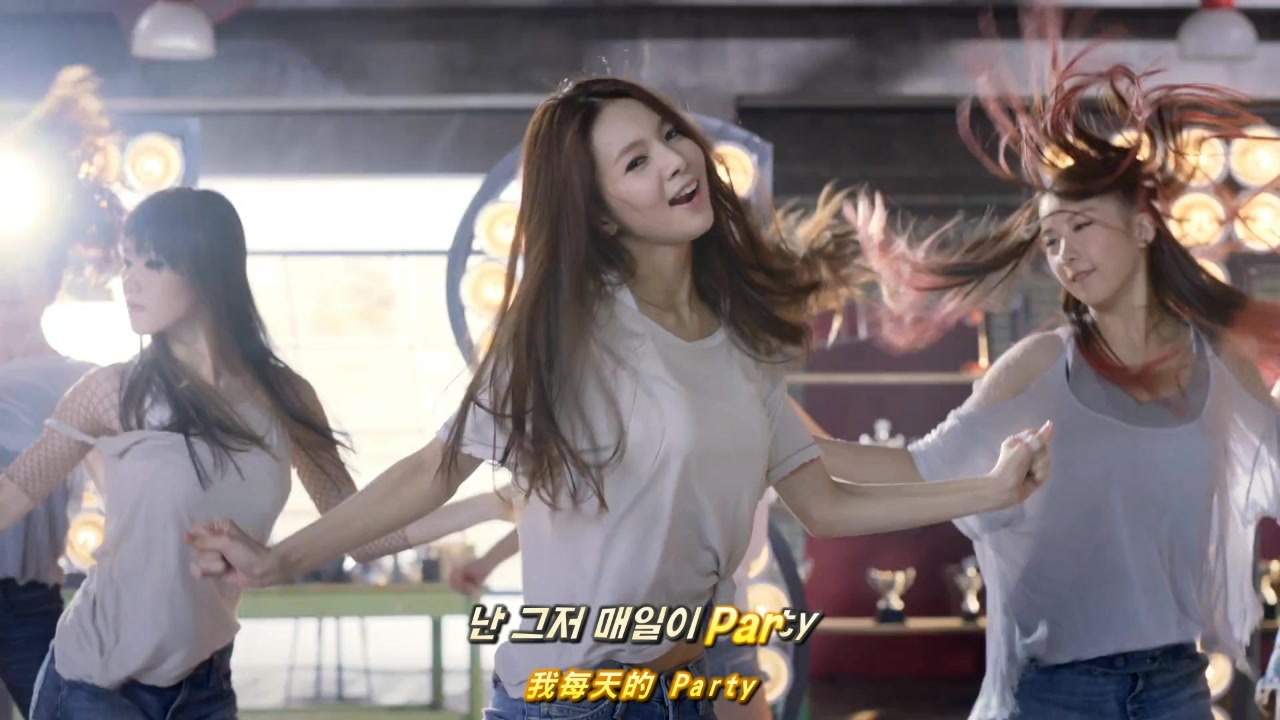 [Full HD][MV] Fiestar-Vista (Performance Ver.).mkv_20131031_221034.100.jpg