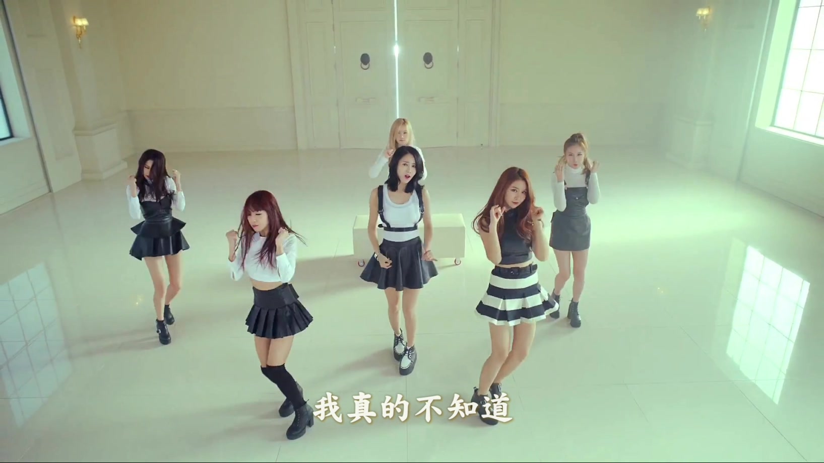 04[FOX][精緻中字][MV] FIESTAR - I Don\'t Know 我不知道 [Dance Ver.][什麼.jpg