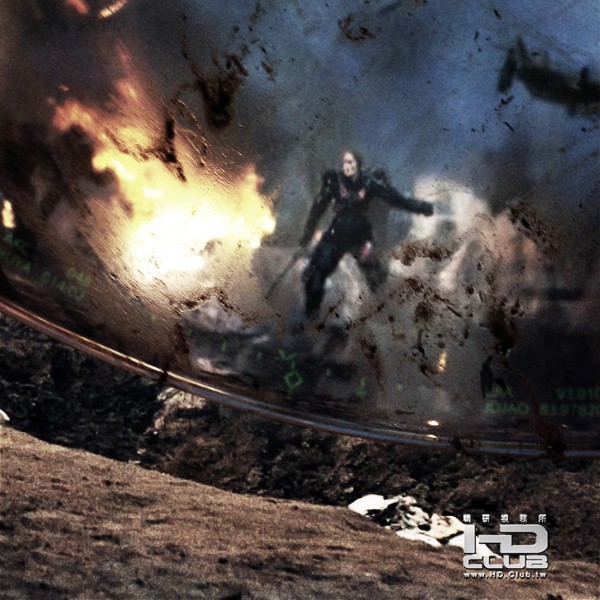 edge-of-tomorrow-viral-1.jpg