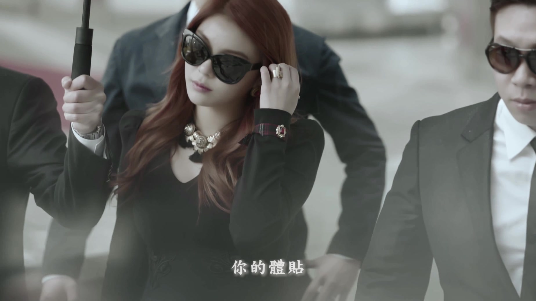 001[FOX][精緻中字][MV] Ailee - Singing Got Better 唱歌進步了 [展現告別感情的歌曲.jpg