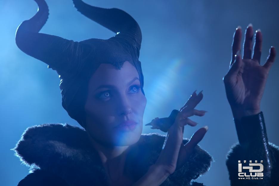 maleficent-angelina-jolie1.jpg