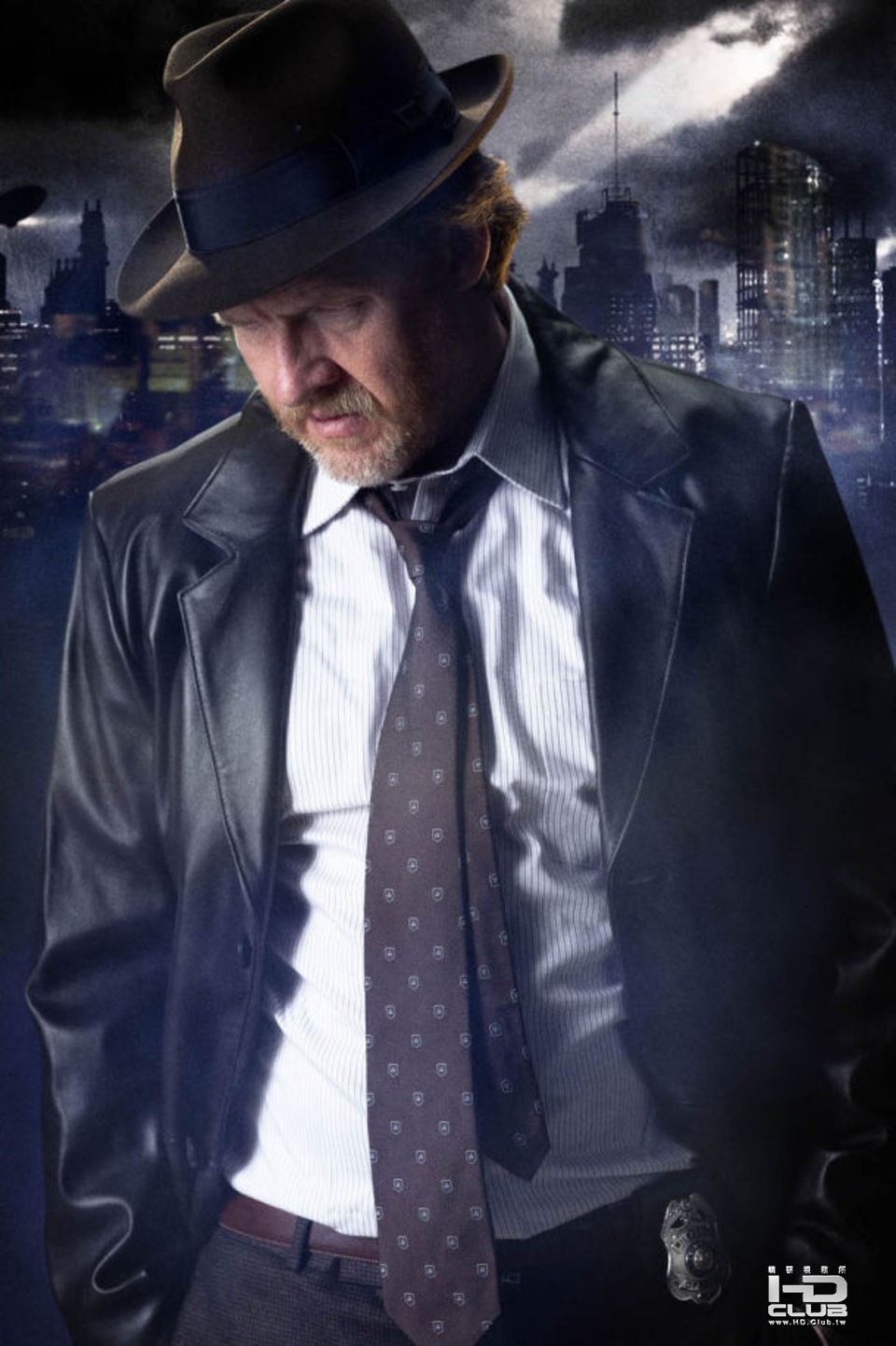 gotham-harvey-bullock-610x916jpg-0a5630_960w.jpg