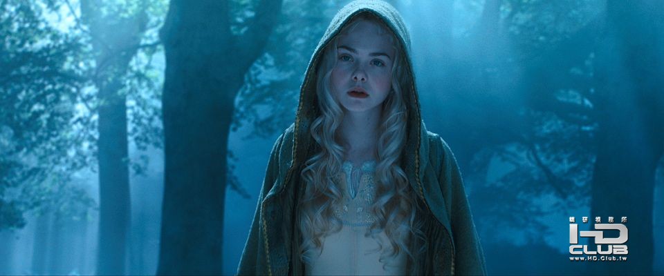 elle-fanning-maleficent2.jpg