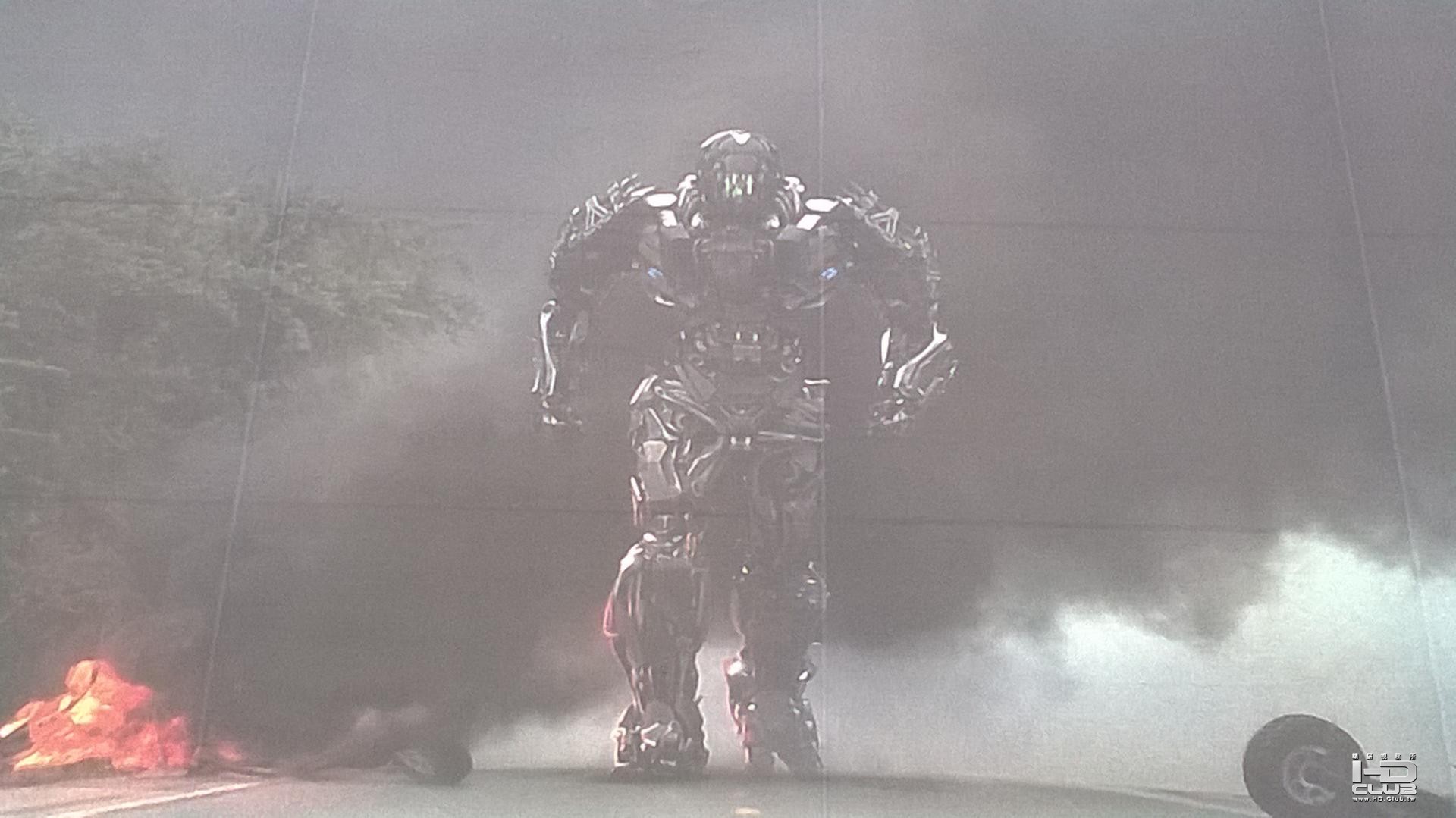 27434066d1398376279-transformers-age-extinction-13-story-display-wp_20140407_08_.jpg