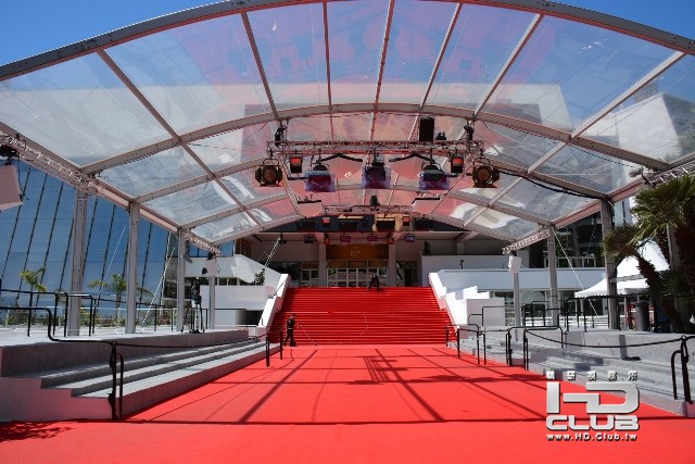 坎城影展最大的盧米埃影廳前紅地毯.JPG