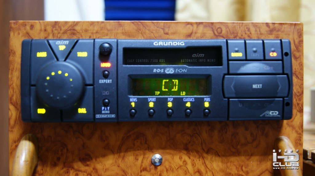 GRUNDIG EC 7500 RDS (3)~1.jpg