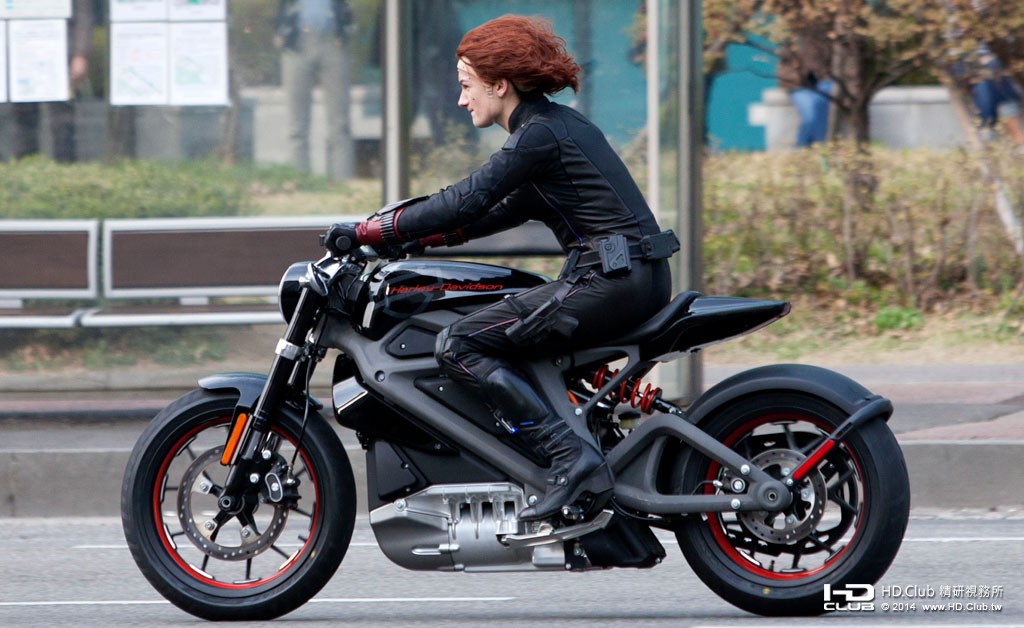 061814-harley-davidson-livewire-electric-avengers-sipausa_13362379.jpg