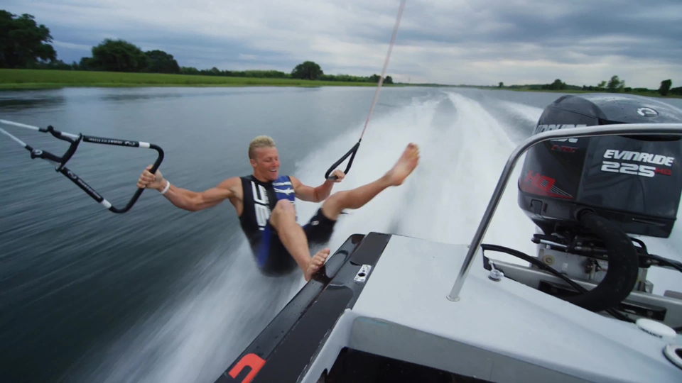 [4K超清演示片] 滑水运动.mp4_000118.382.jpg