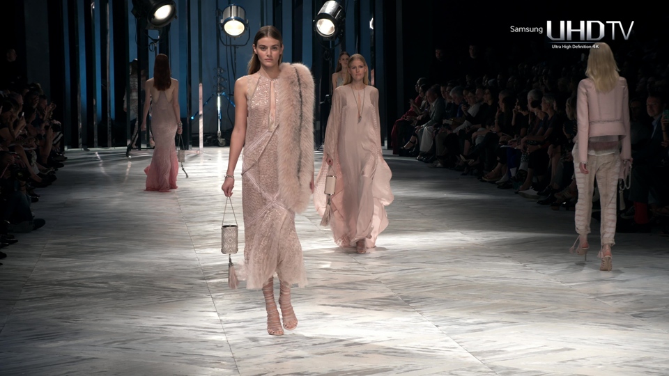 [三星.4K.演示片] 时装秀.2014米兰FTV_0529.ts_000156.376.jpg