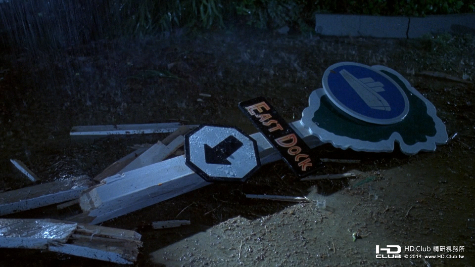 east_sign_crashed.jpg