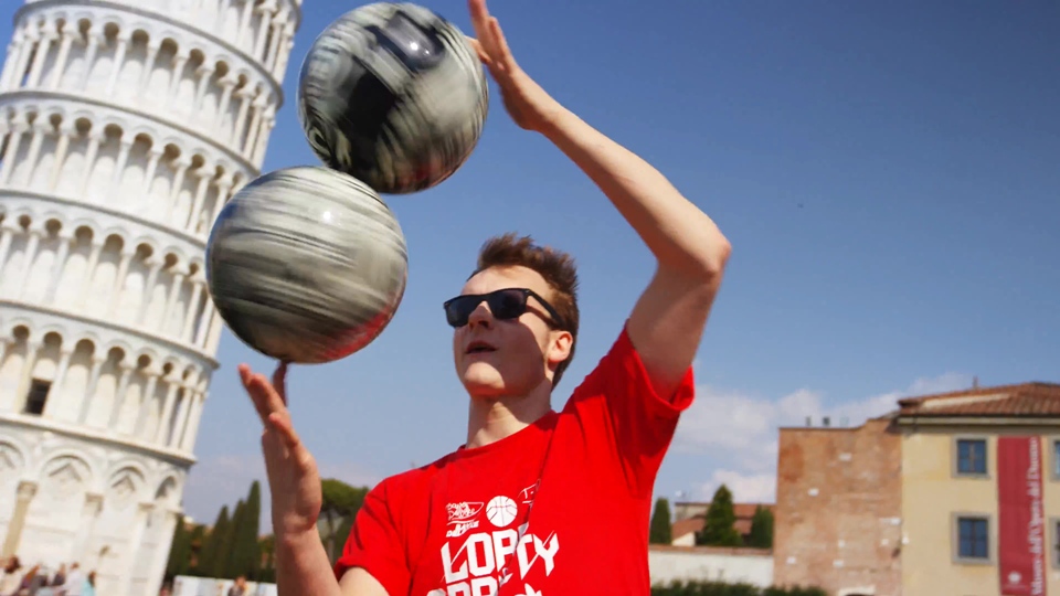 [4K高清演示片] 花式篮球秀.mp4_000033.028.jpg