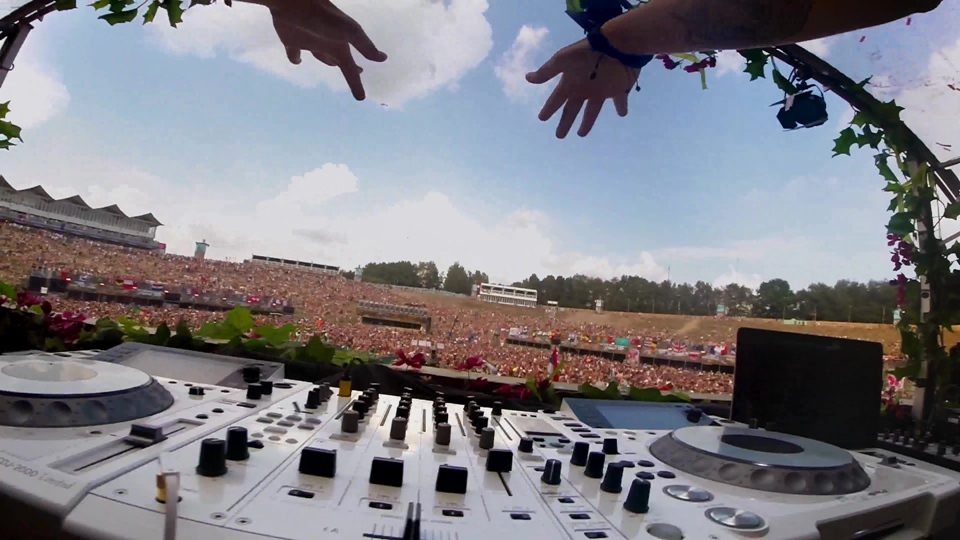 [4K高清演示片] 极限运动.冒险.精彩瞬间GoPro - Be a  HERO - 4K.mp4_000117.667.jpg.jpg