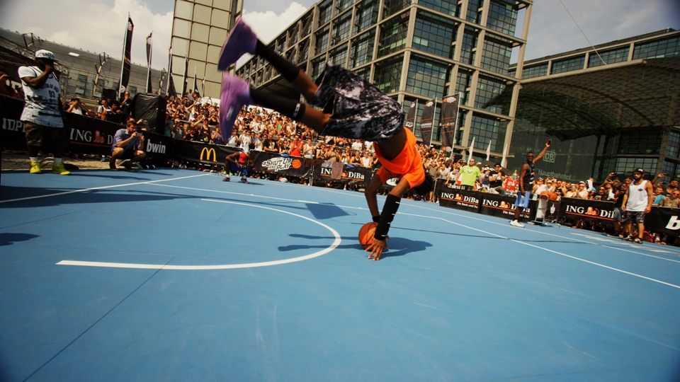 [4K高清演示片] 街头花式篮球ShutUpAndPlay.Berlin.H265.ts_000256.872.jpg