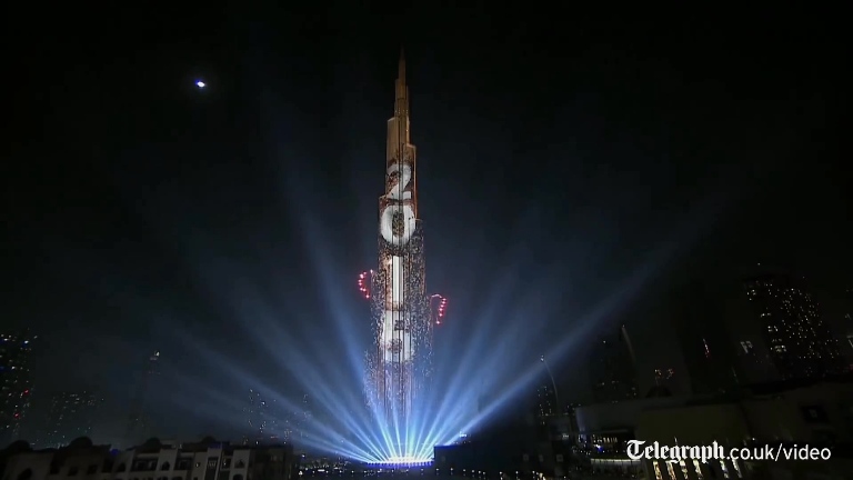 [高清演示片] 迪拜2015新年烟火.mp4_000019.170.jpg