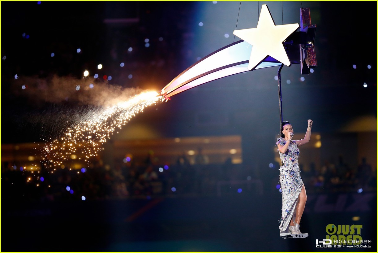 katy-perry-super-bowl-halftime-show-2015-27.jpg