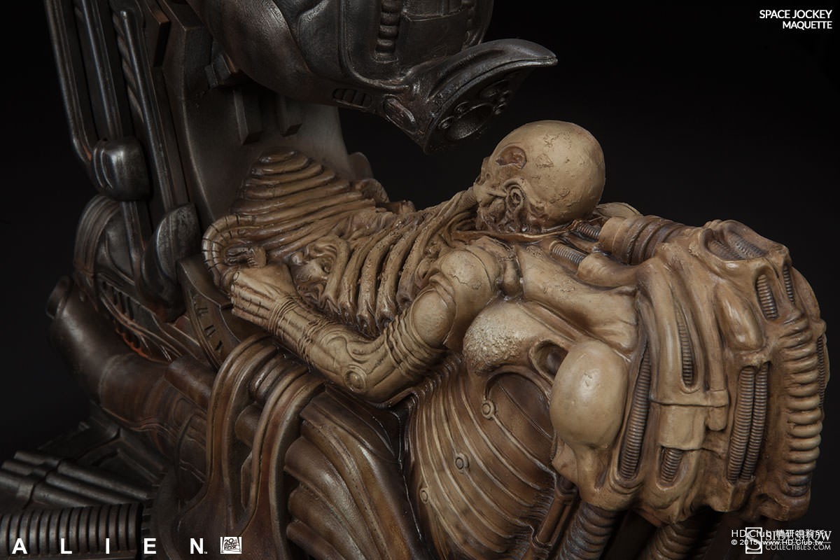 alien-space-jockey-maquette-9.jpg