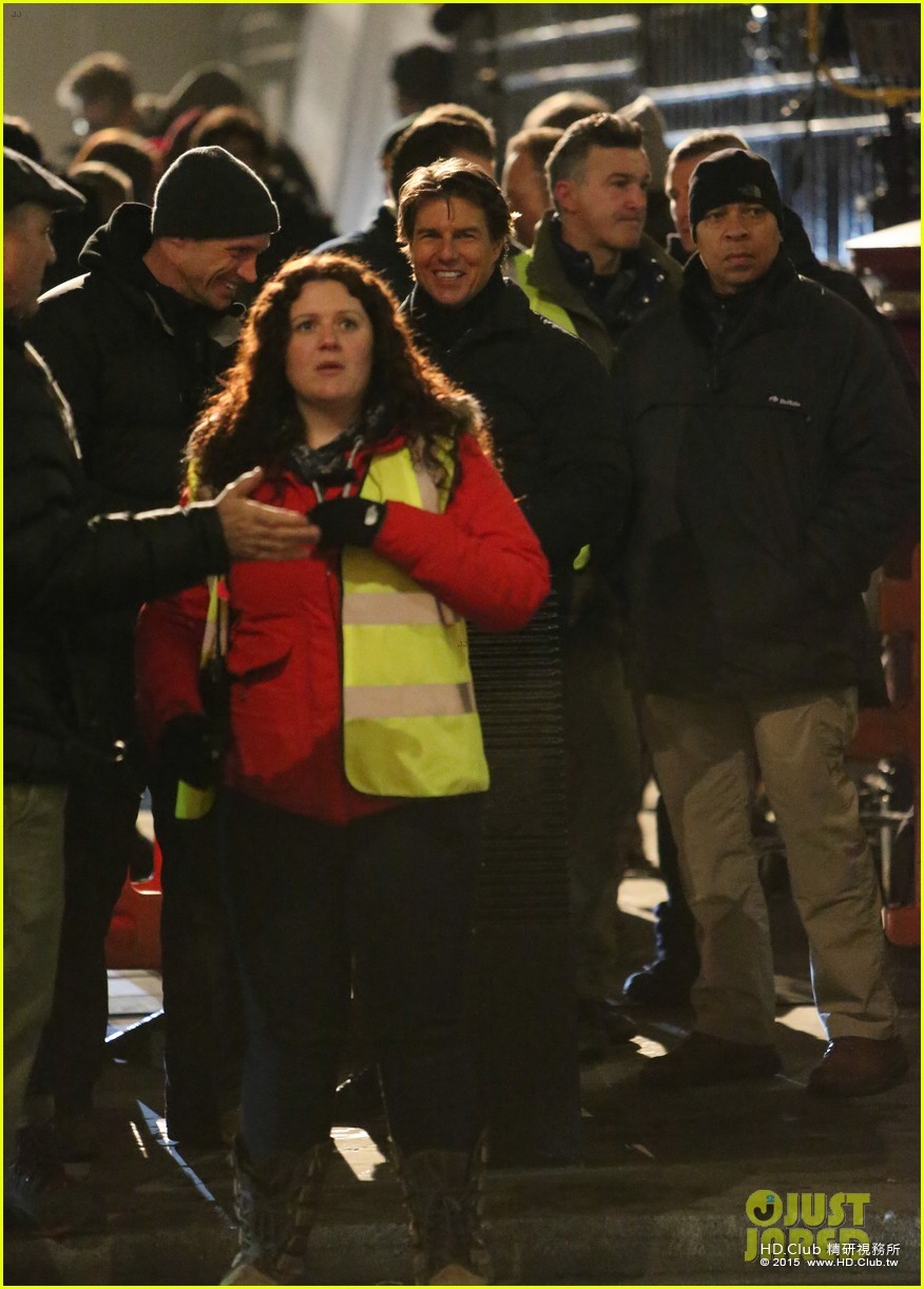 tom-cruise-mission-impossible-5-resumes-filming-01.jpg