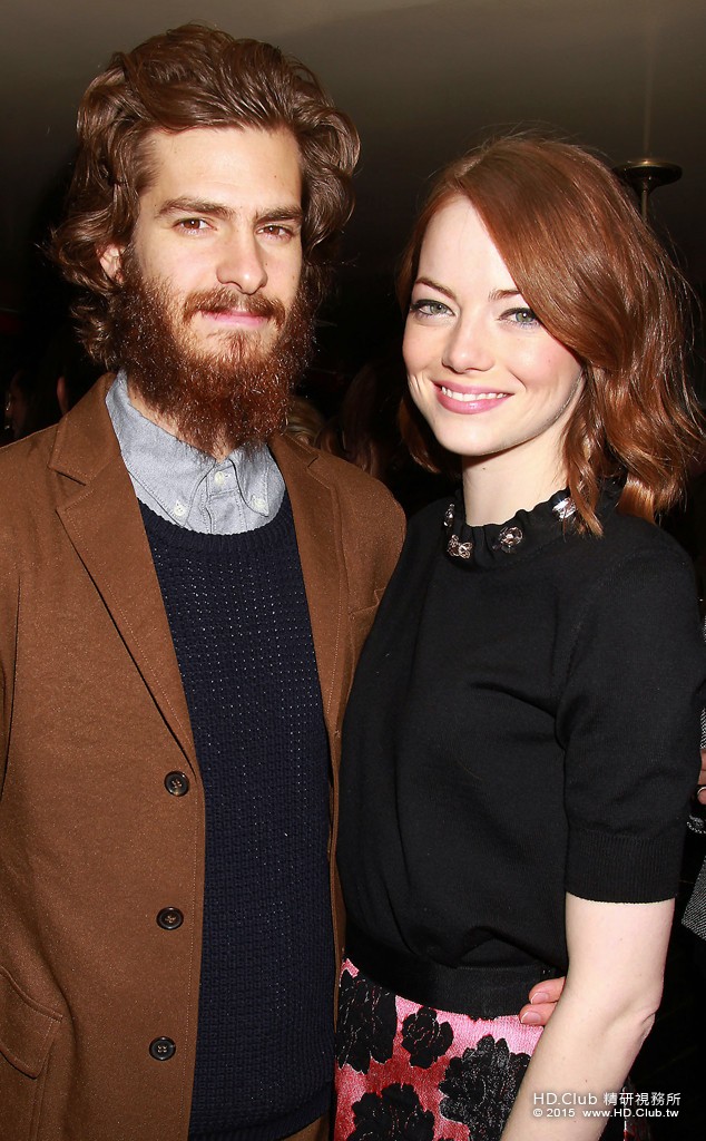 rs_634x1024-150105182842-634.Andrew-Garfield-Emma-Stone-NYC.ms.010515.jpg