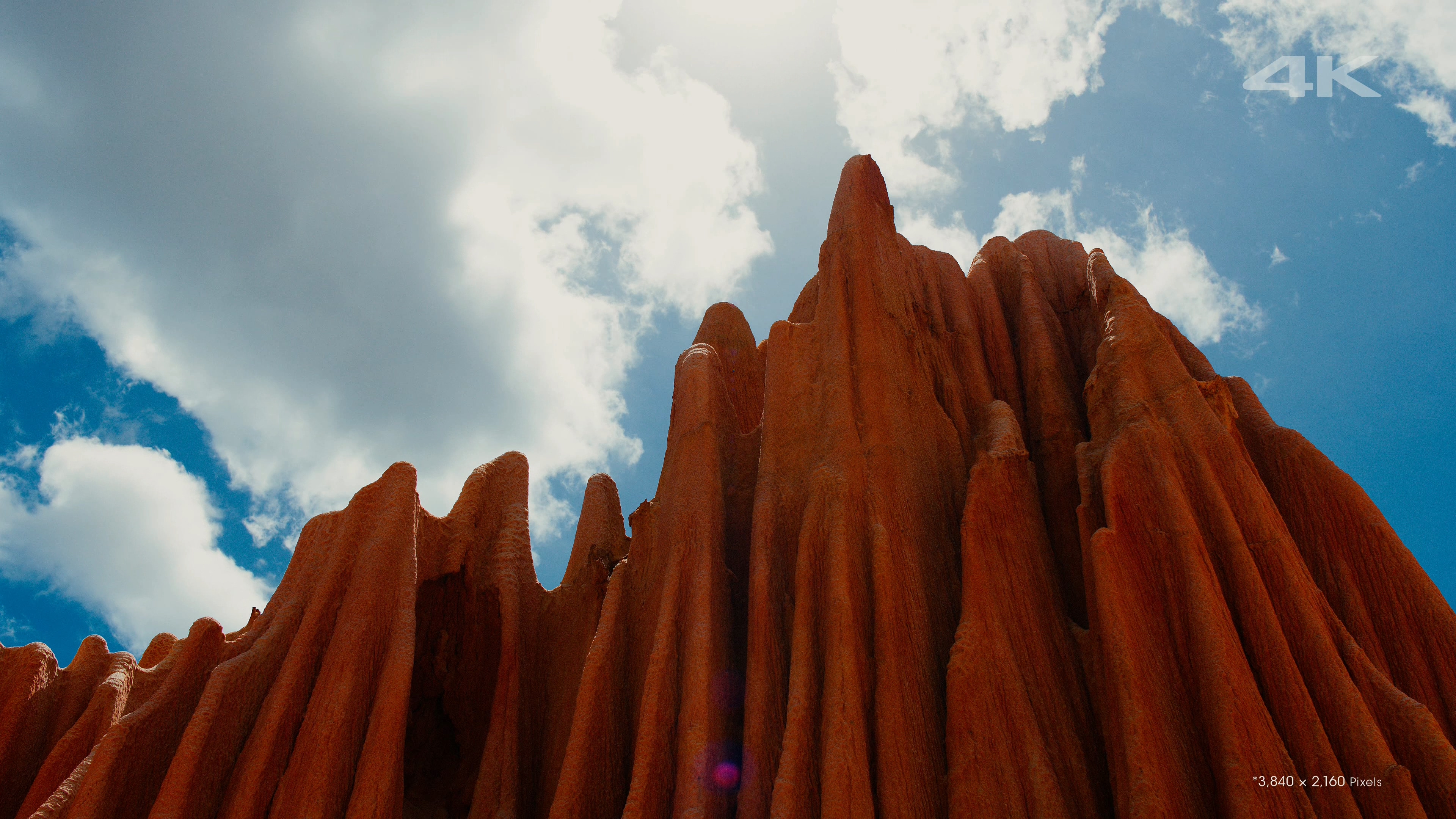 [索尼.4K.演示片] 另一个世界Another World.mkv_000218.119.jpg