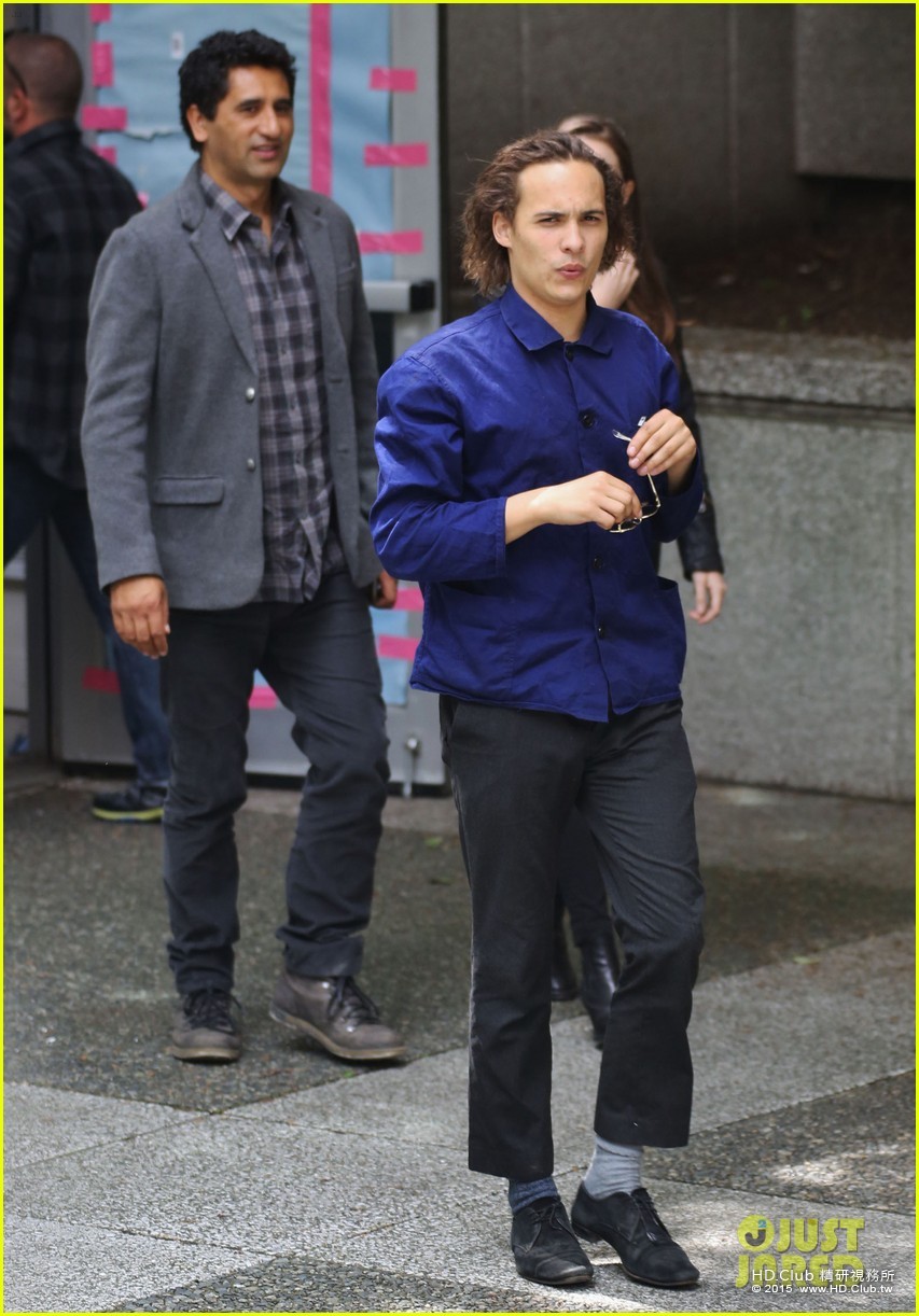 fear-the-walking-dead-begins-production-set-photos-03.jpg
