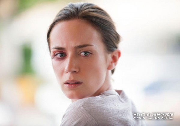 sicario-emily-blunt-600x422.jpeg