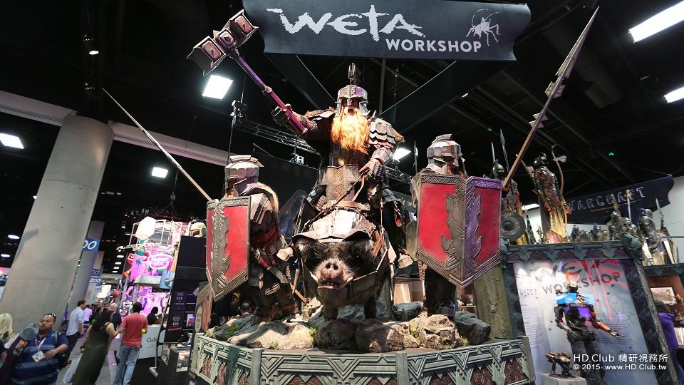 comic-con-2015-convention-floor-picture-4.jpg