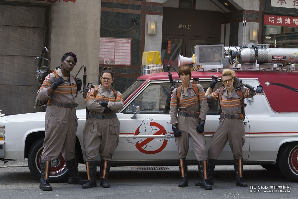 ghostbusters-melissa-mccarthy-kate-mckinnon-kristen-wiig-leslie-jones.jpg