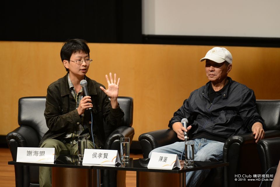 侯導在謝海盟在香港書展對談.jpg