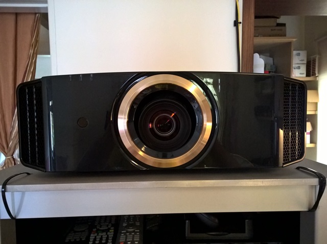 JVC DLA RS57 (X700) 投影機
