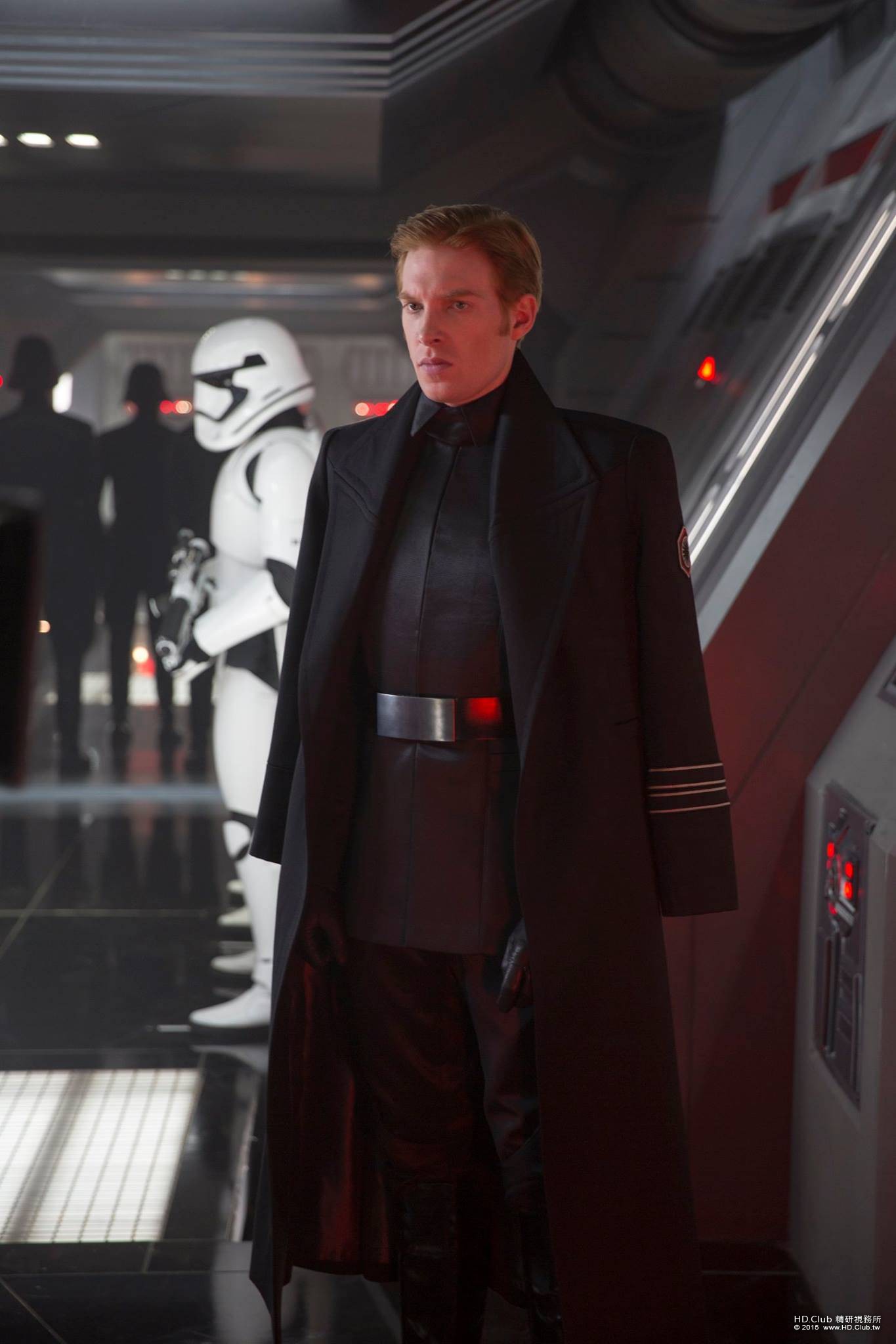 star-wars-the-force-awakens-domhnall-gleeson1.jpg